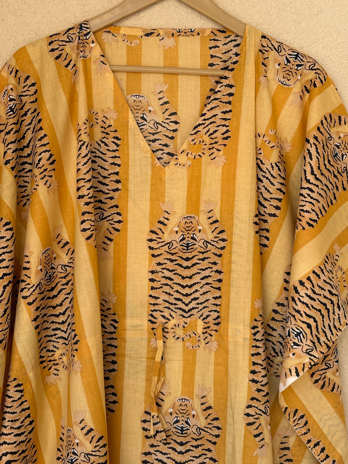 V-Neck Hand Block Soft Cozy Light Weight Cotton Long Short Caftan For Women's Wear All Season Wear