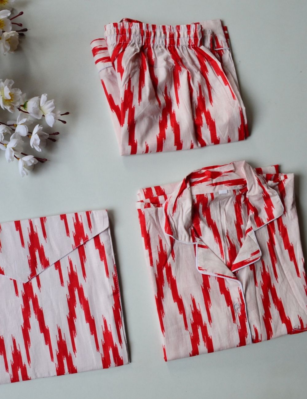 Ikat Print Pyjamas Set Ultra Soft Night Dress For Women